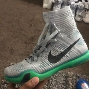 kobe bryant elite shoes